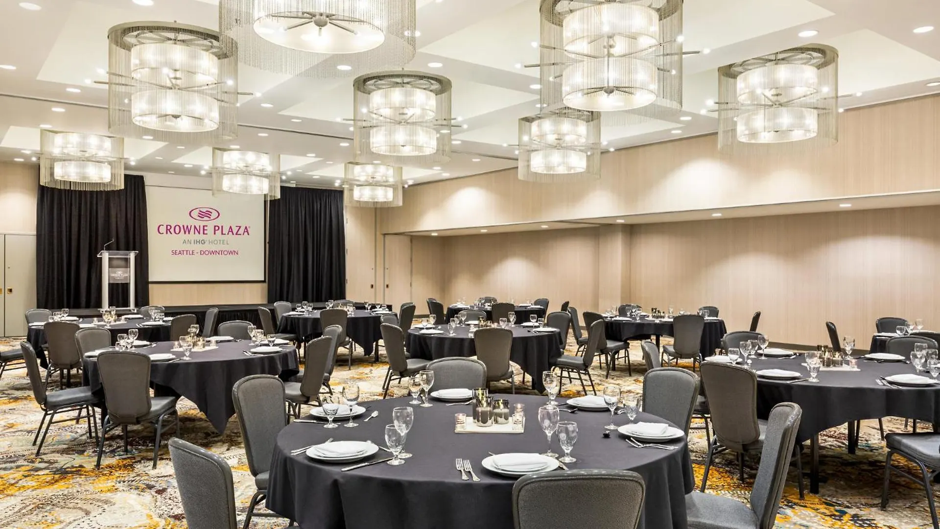 Crowne Plaza Seattle Newly Renovated With No Resort Fee