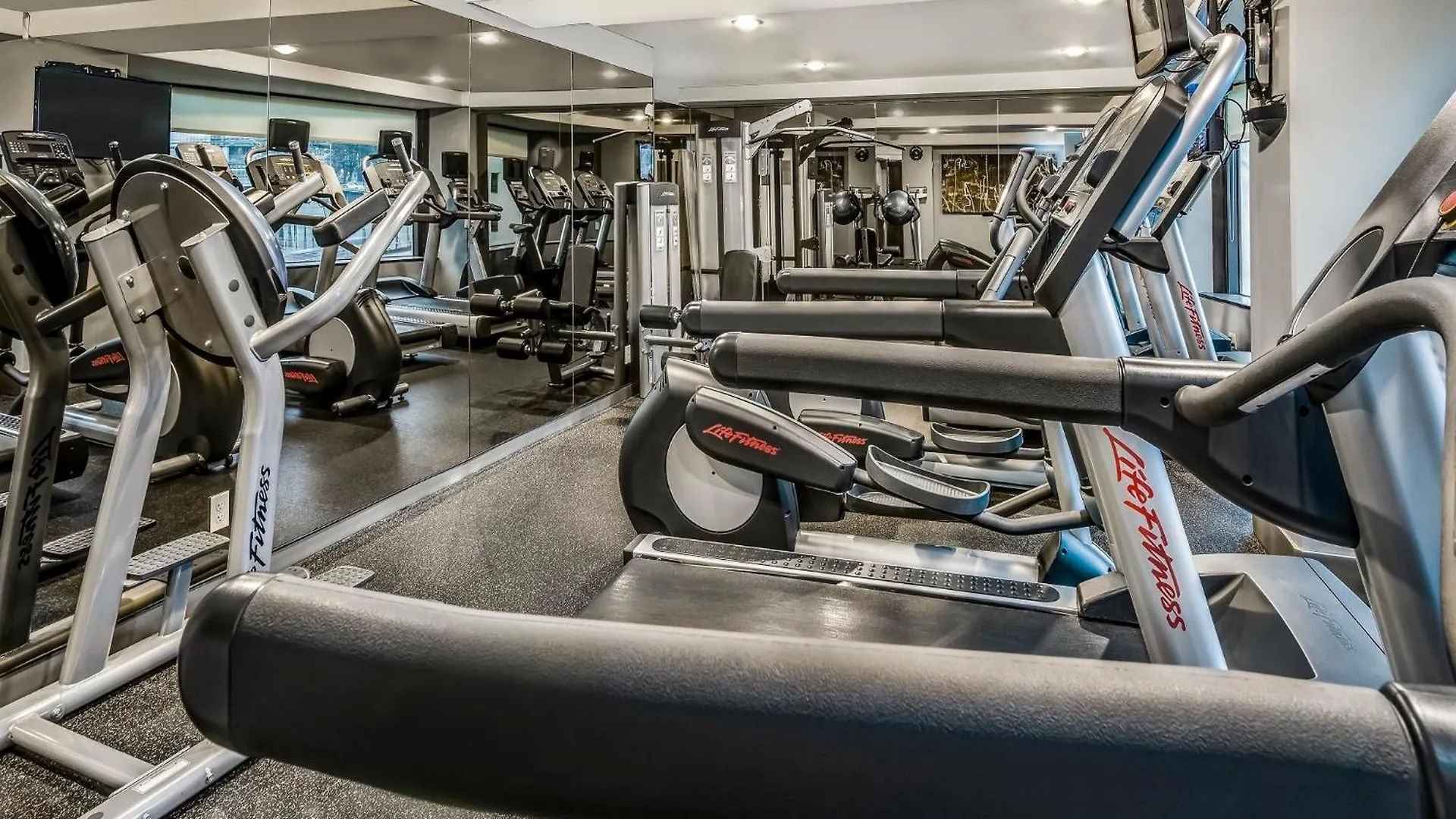 **** Hotel Crowne Plaza Seattle Newly Renovated With No Resort Fee United States