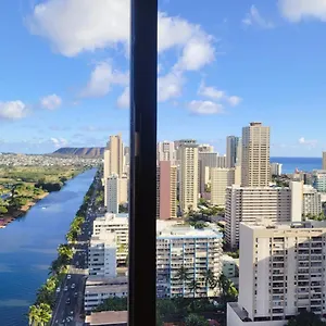  Apartment Waikiki High Floor Views Beaches Convention Center USA