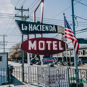 2* Motel La Hacienda