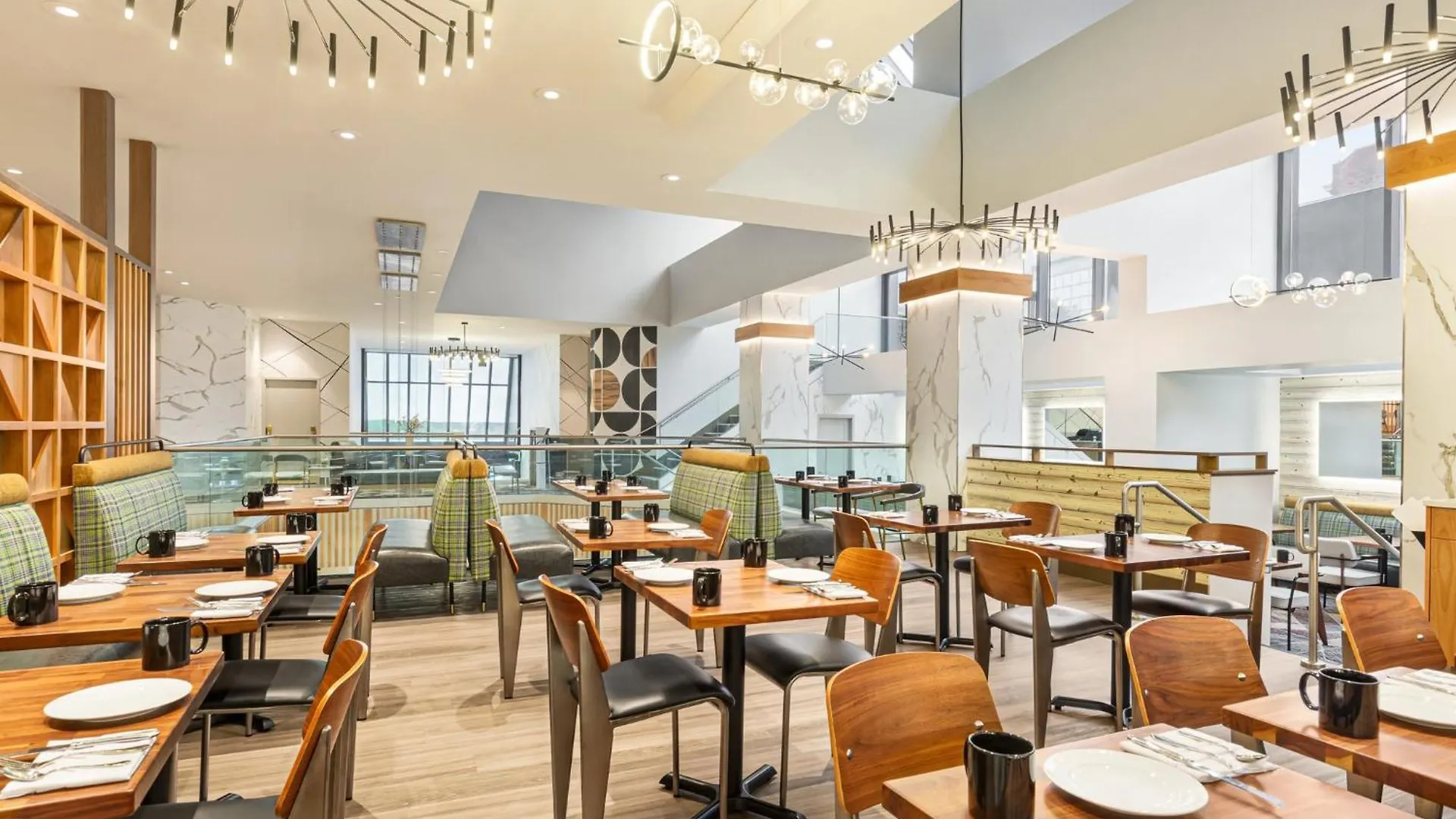 Crowne Plaza Seattle Newly Renovated With No Resort Fee 4*,